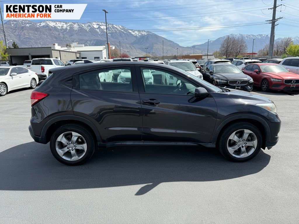 Used 2018 Honda HR-V LX image 3
