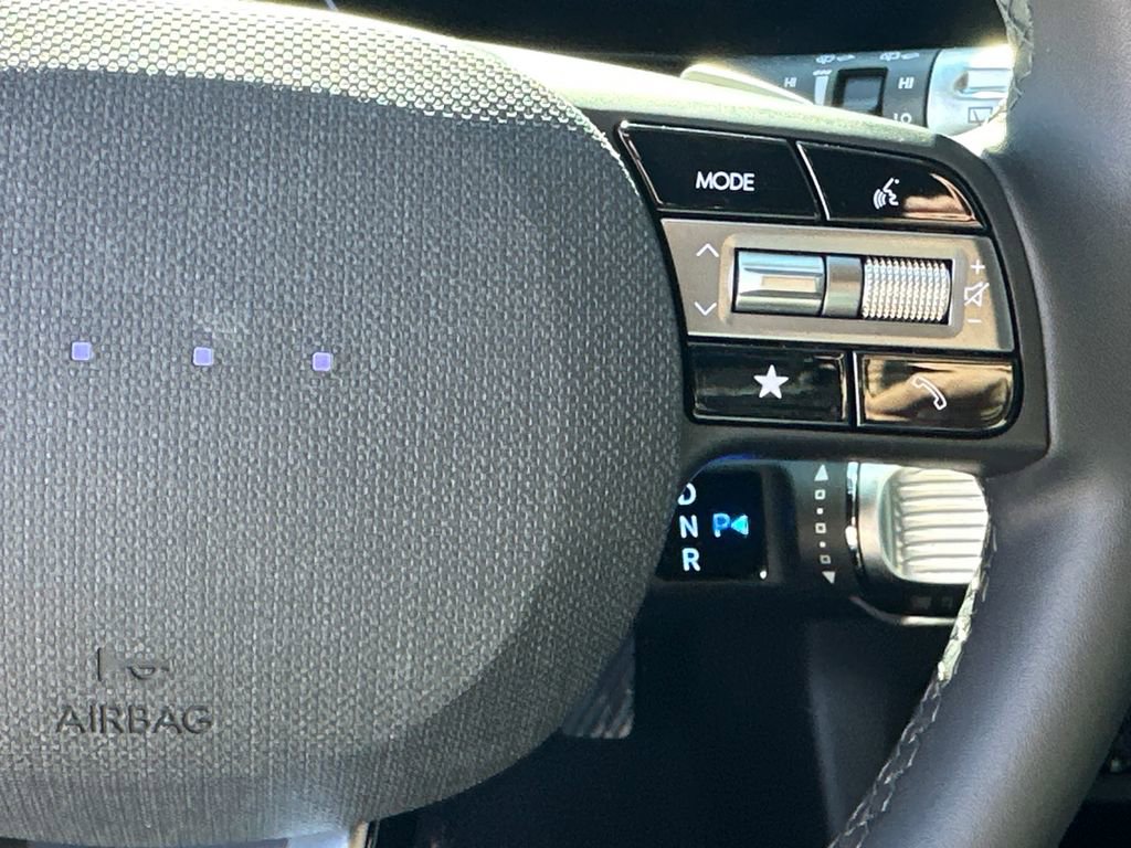 Used 2025 Hyundai Ioniq 5 Limited RWD image 25