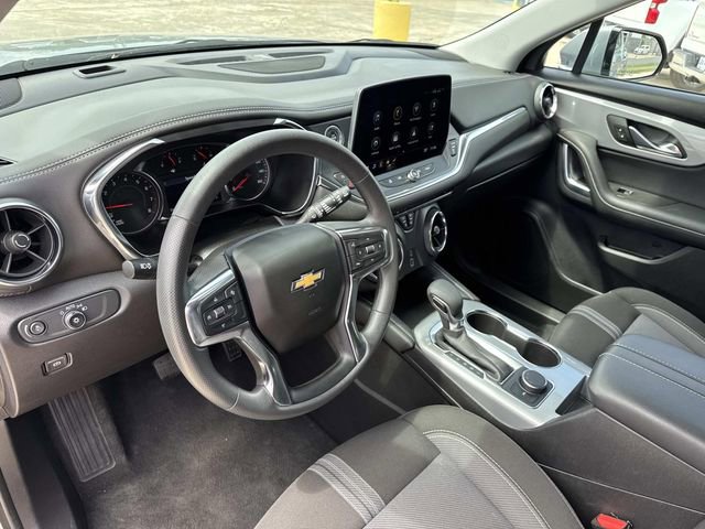 Used 2025 Chevrolet Blazer LT FWD image 40