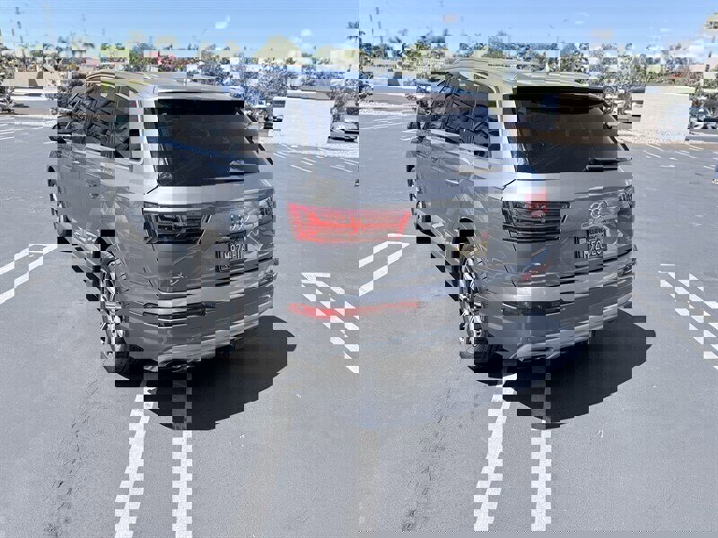 Used 2018 Audi Q7 3.0T Premium Plus image 8