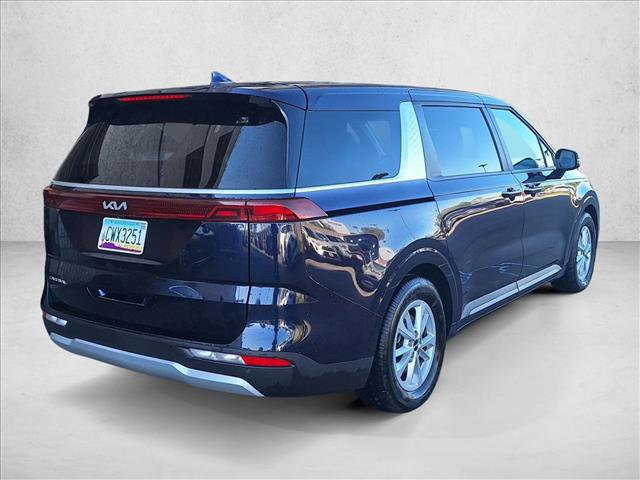 Used 2024 Kia Carnival LX FWD image 5