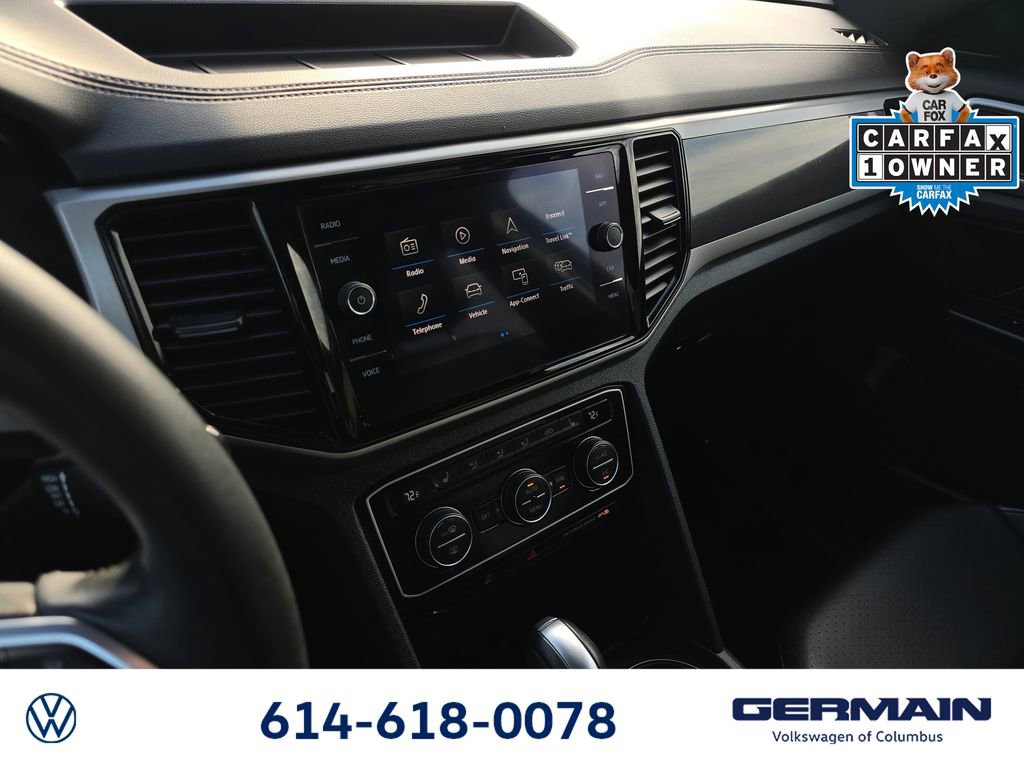 Used 2020 Volkswagen Atlas Cross Sport SEL image 31