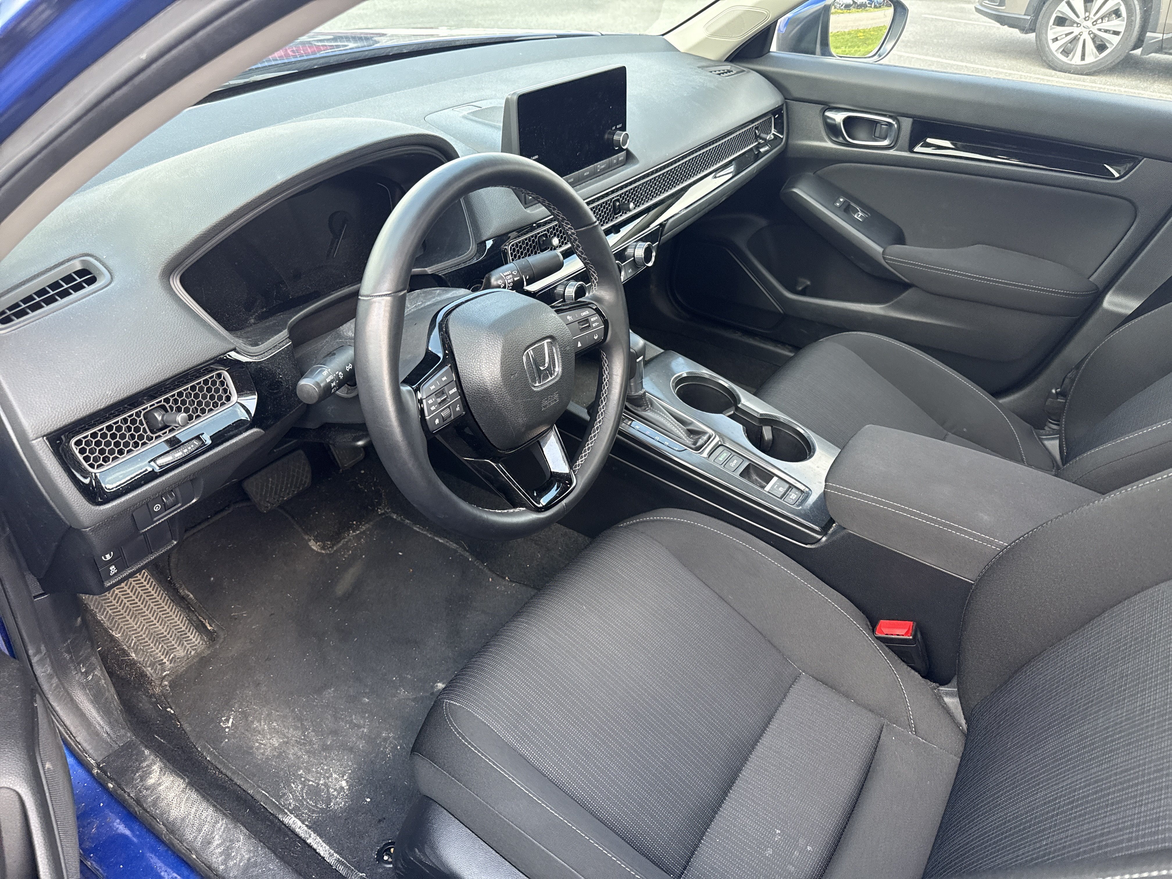 Used 2024 Honda Civic EX image 9