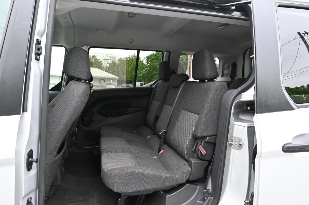 Used 2018 Ford Transit Connect XL FWD image 18