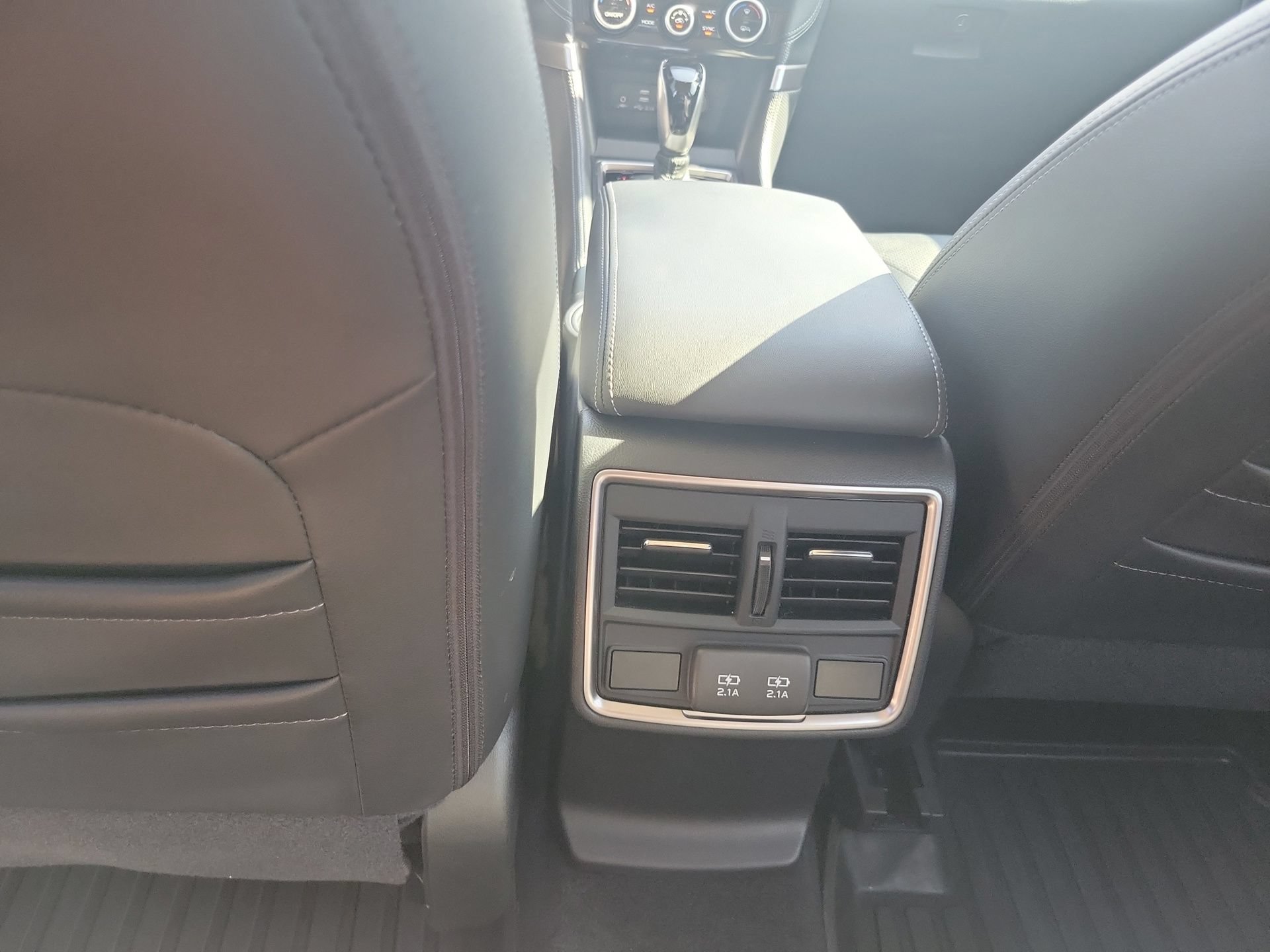 Used 2020 Subaru Forester Limited w/ Popular Package #3 AWD/4WD image 24