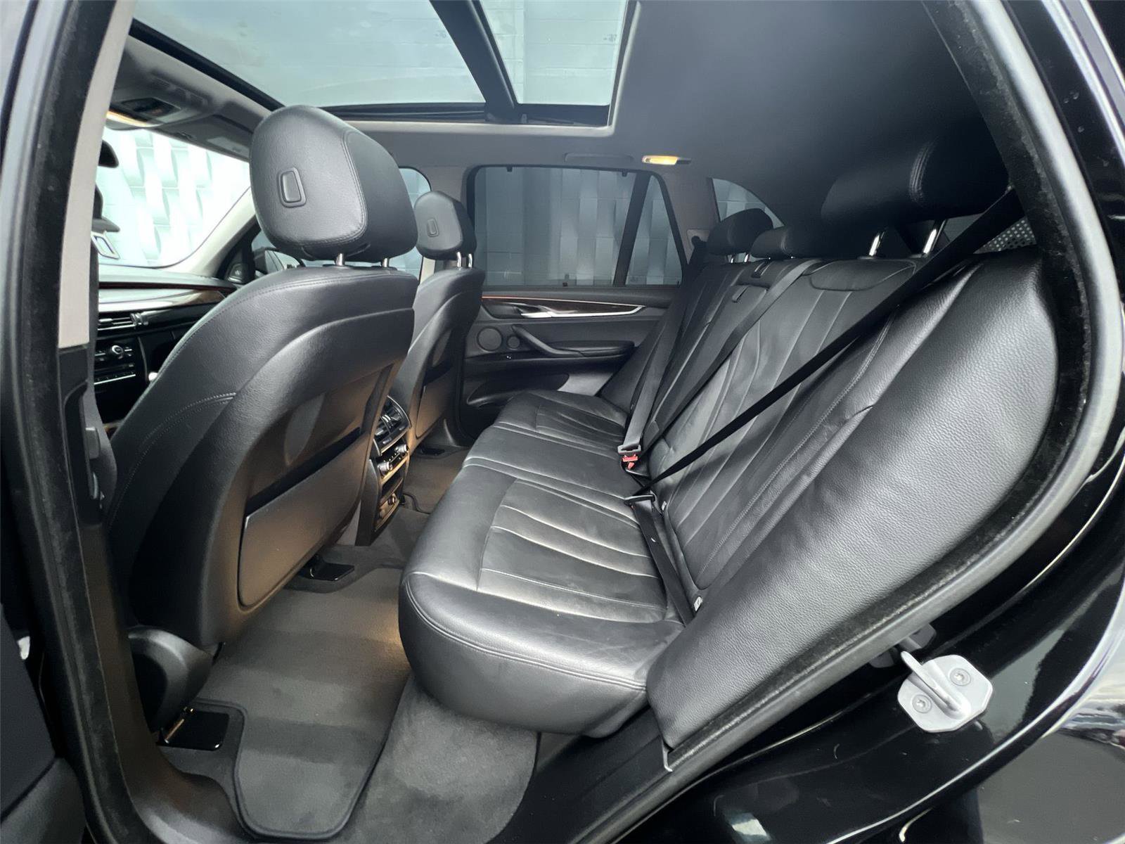 Used 2015 BMW X5 xDrive35i w/ Premium Package image 25