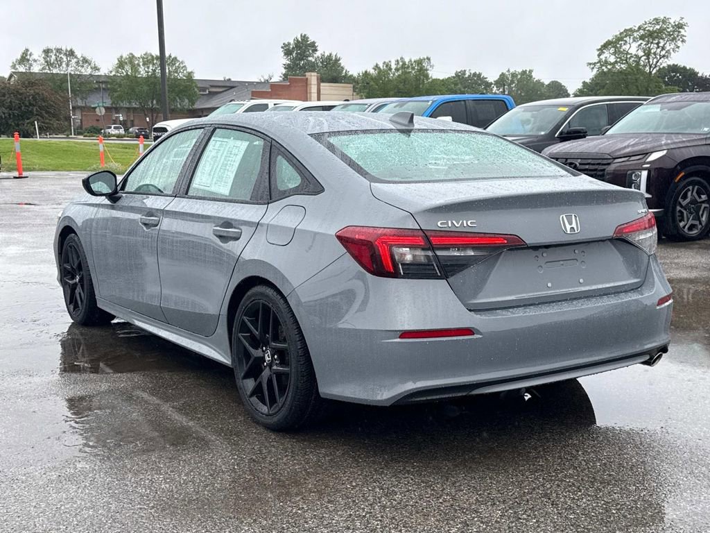 Used 2025 Honda Civic Sport image 25
