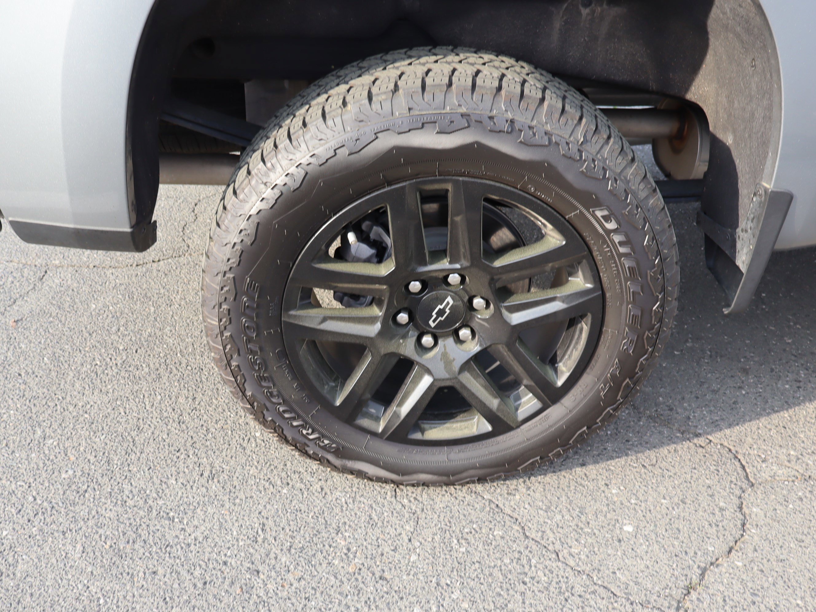 Used 2025 Chevrolet Silverado 1500 LT Trail Boss w/ Convenience Package II image 39