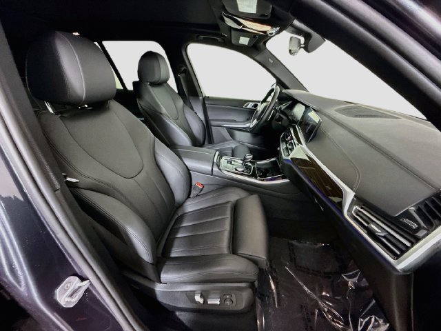 Used 2019 BMW X5 xDrive40i w/ Premium Package 2 AWD/4WD image 28
