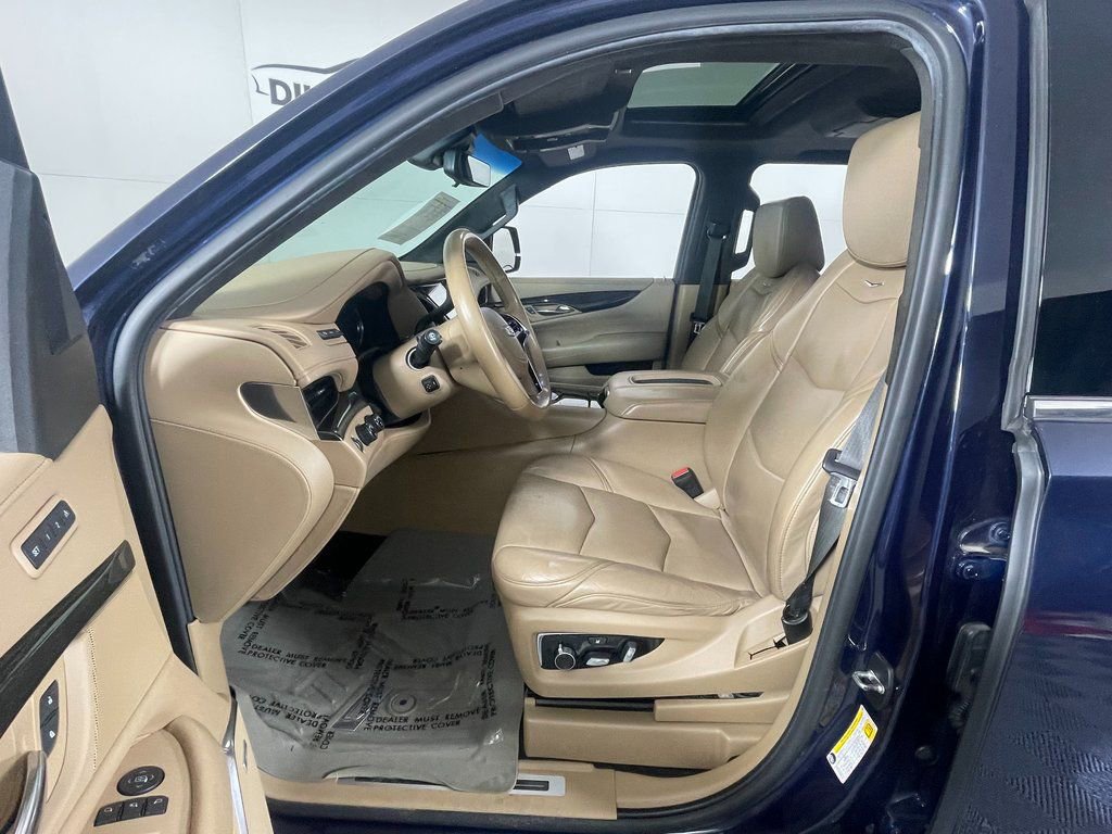 Used 2018 Cadillac Escalade Platinum image 13