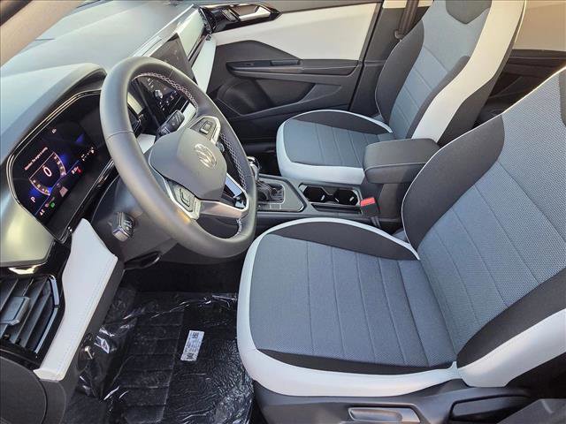 New 2026 Volkswagen Taos S image 4