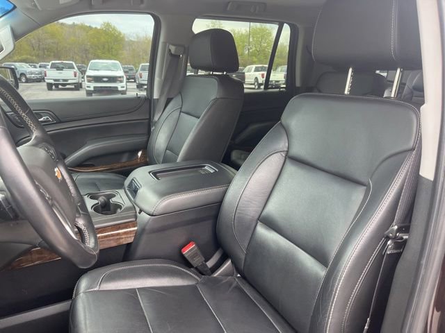 Used 2020 Chevrolet Tahoe LT w/ Luxury Package AWD/4WD image 12