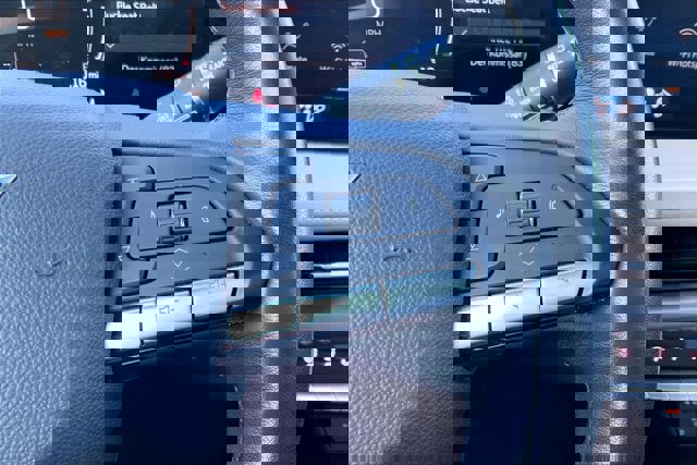 Used 2024 Cadillac XT4 Luxury image 19