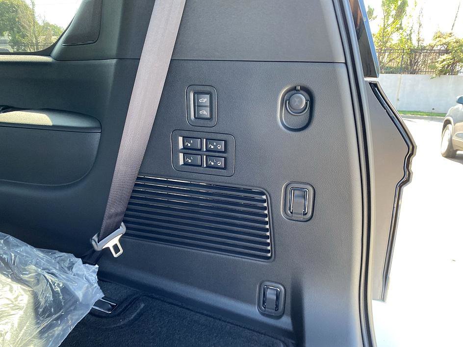 New 2026 Nissan Armada PRO-4X image 26