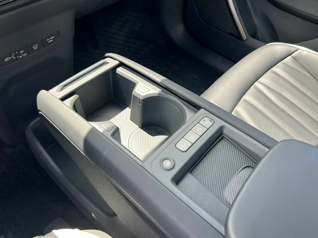 Certified 2024 Kia EV9 GT-Line AWD/4WD image 19