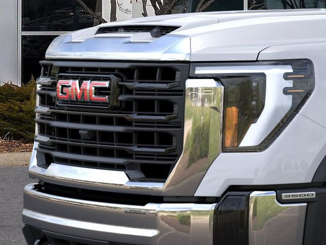 New 2025 GMC Sierra 3500 Pro AWD/4WD image 13