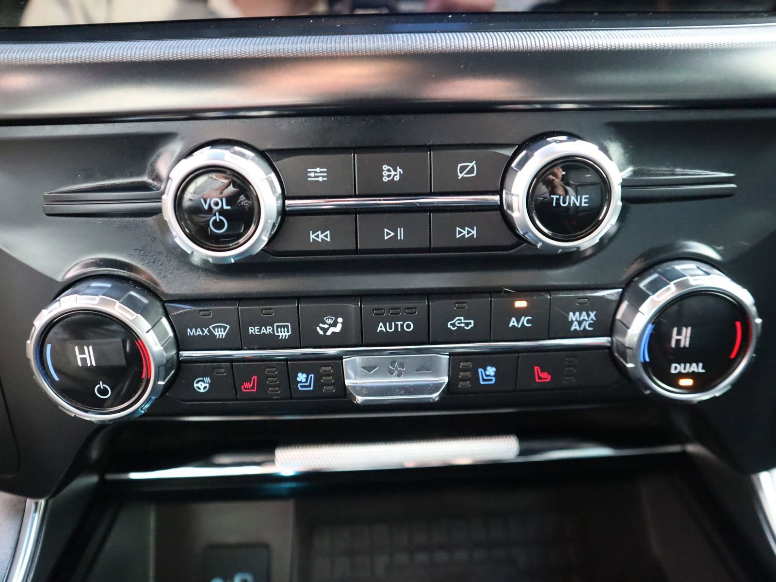 Used 2021 Ford F150 Platinum w/ Equipment Group 701A High image 53