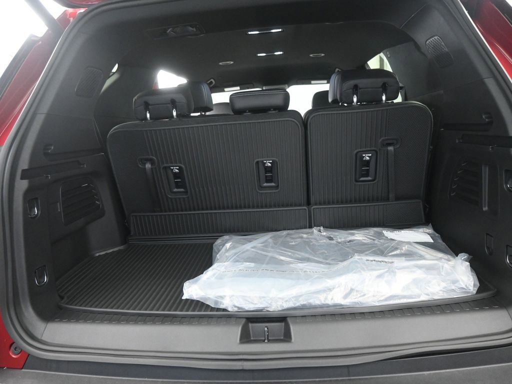 New 2026 Chevrolet Traverse LT w/ Driver Confidence Package image 8