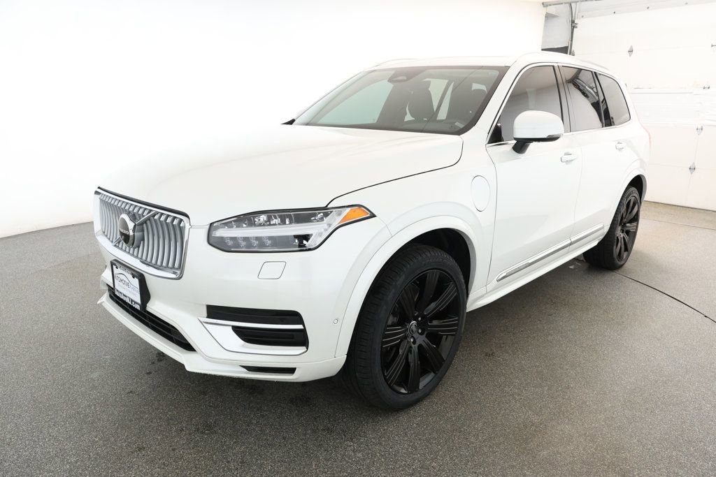 Used 2024 Volvo XC90 T8 Plus w/ Protection Package Premier