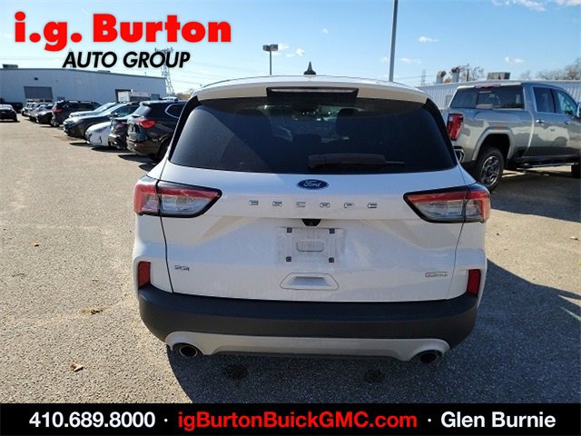 Used 2020 Ford Escape SE image 5