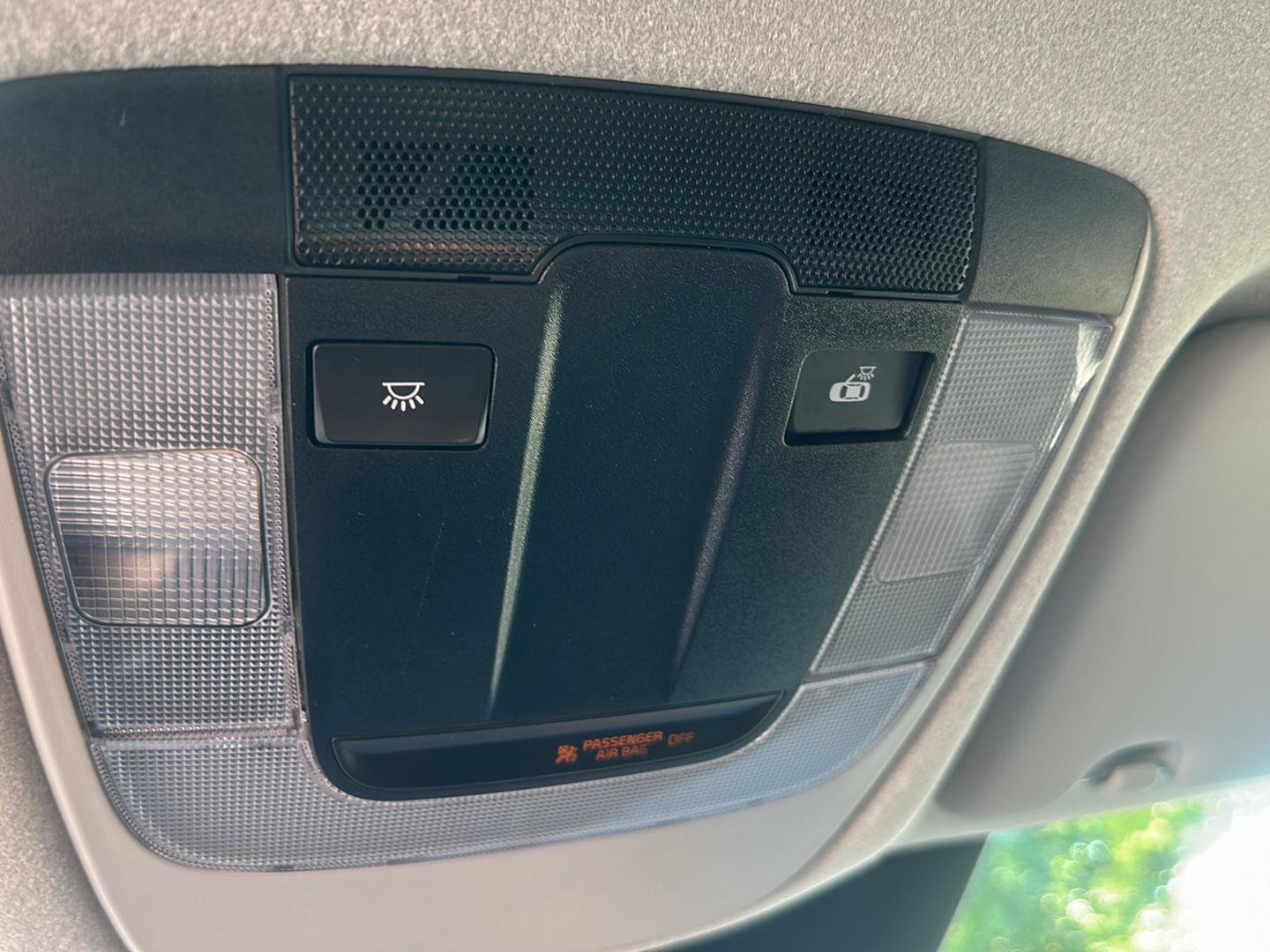 Used 2025 Kia Niro LX FWD image 25