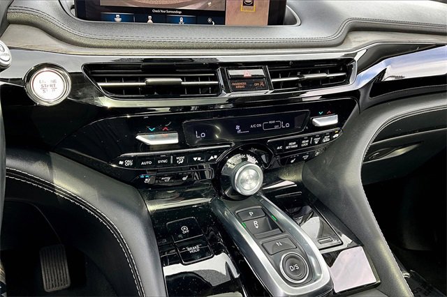 Used 2023 Acura MDX SH-AWD w/ Advance Package image 15