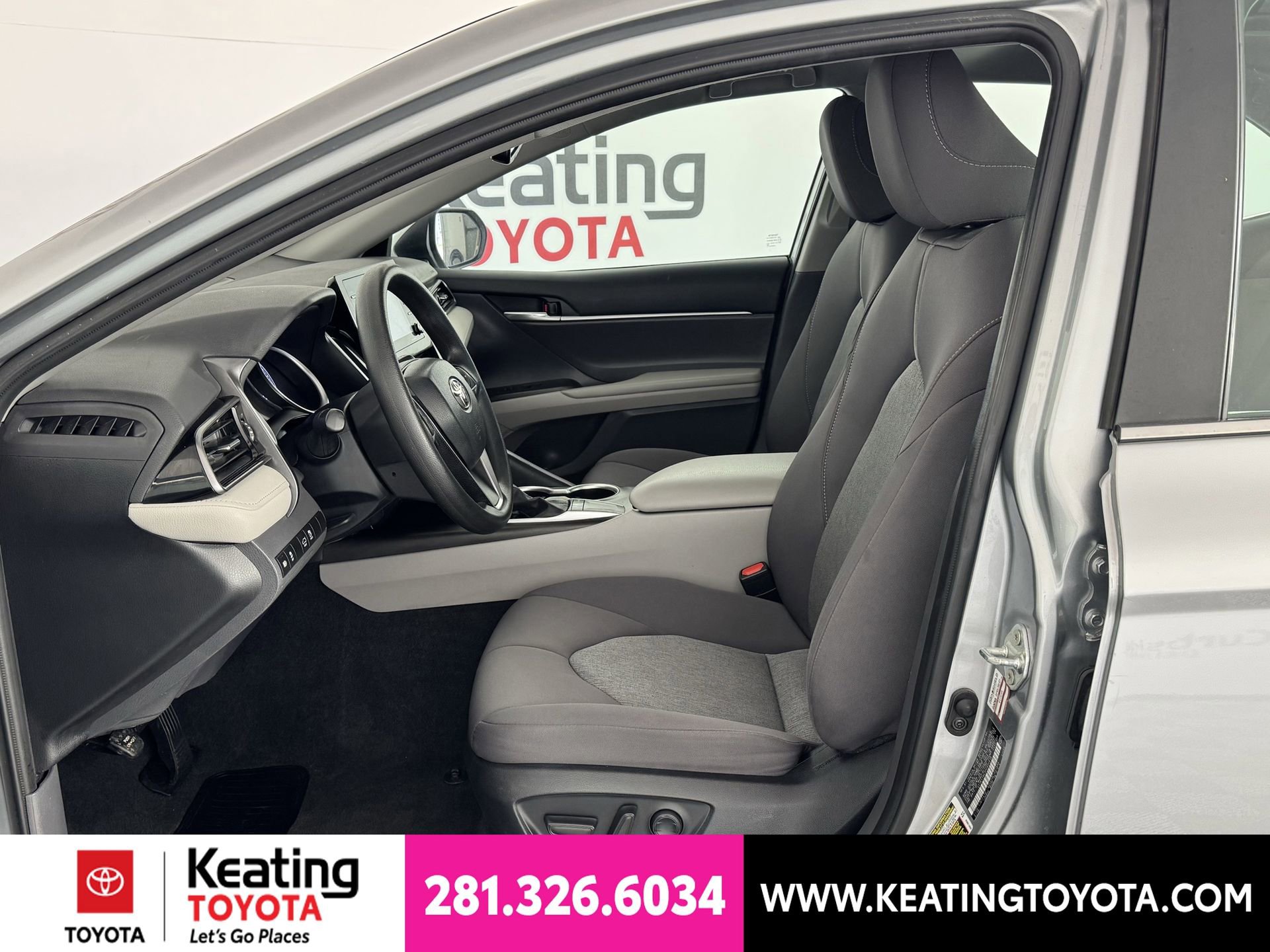 Used 2023 Toyota Camry LE w/ Convenience Package FWD image 16