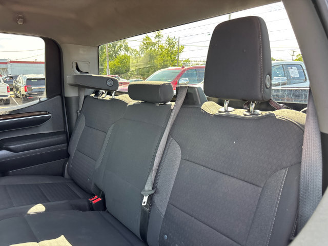 Used 2022 Chevrolet Silverado 1500 LT AWD/4WD image 3