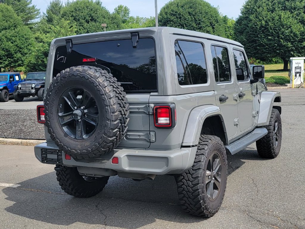 Used 2021 Jeep Wrangler Unlimited Sahara AWD/4WD image 8