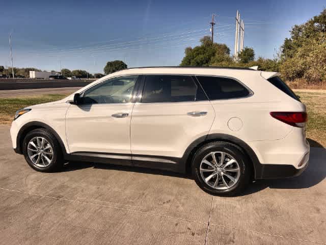Used 2017 Hyundai Santa Fe Limited FWD image 4