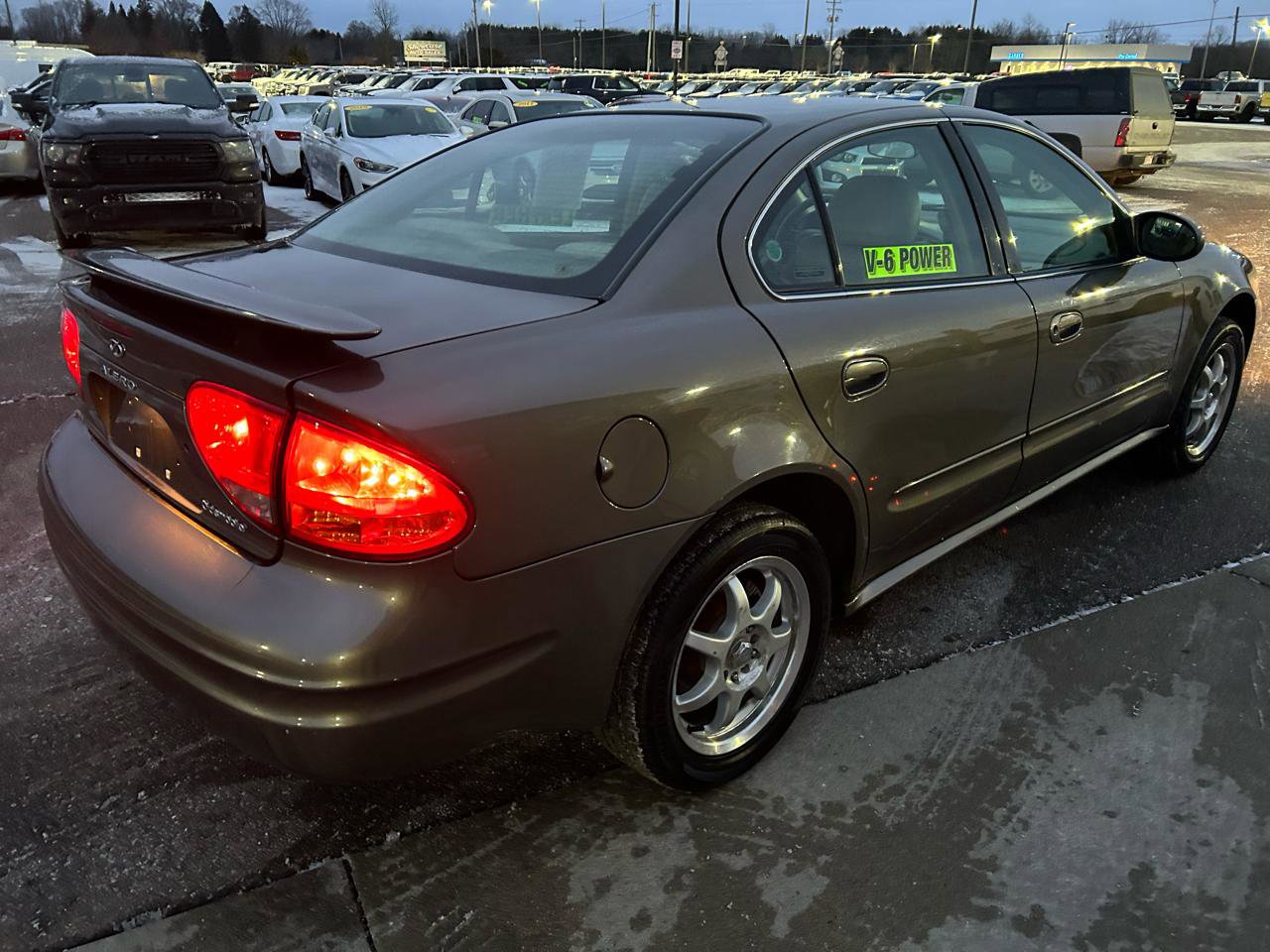 Used 2001 Oldsmobile Alero GLS image 5