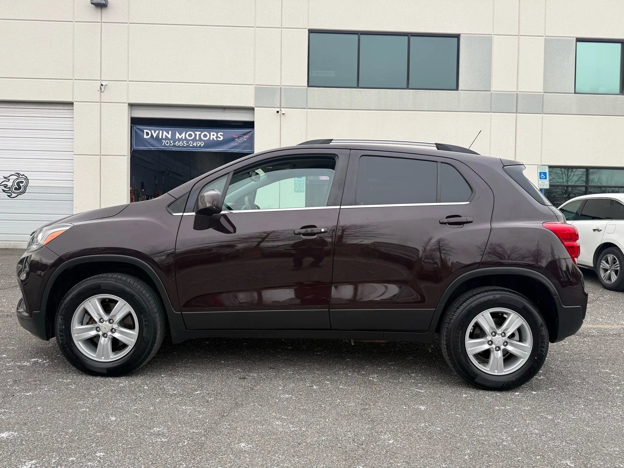 Used 2020 Chevrolet Trax LT image 9