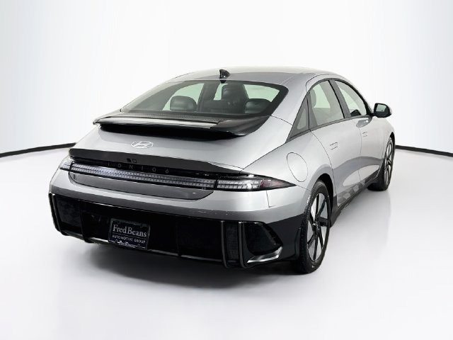 Certified 2024 Hyundai Ioniq 6 SE RWD image 11