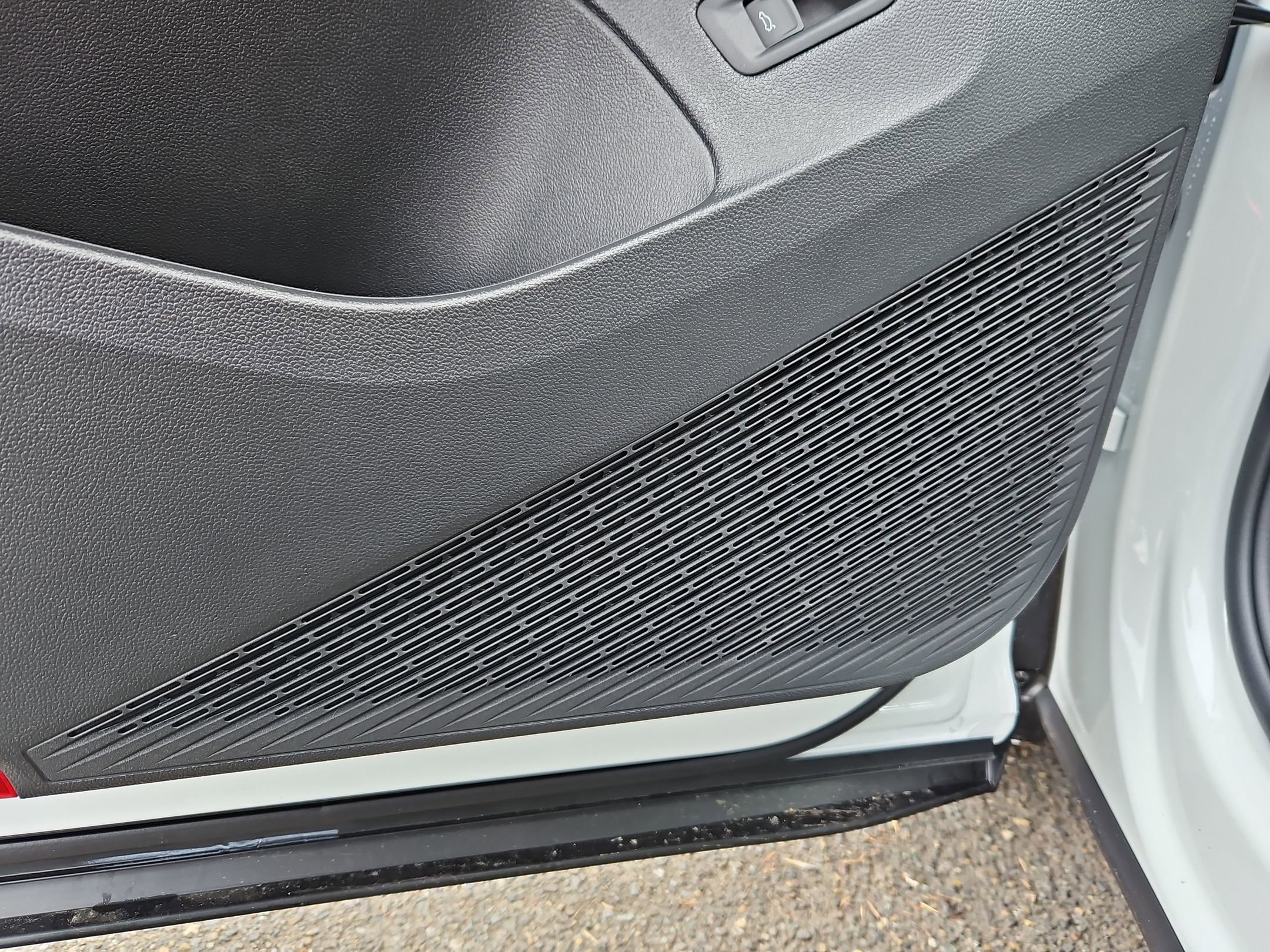 New 2026 Volkswagen Atlas SEL Premium R-Line image 11