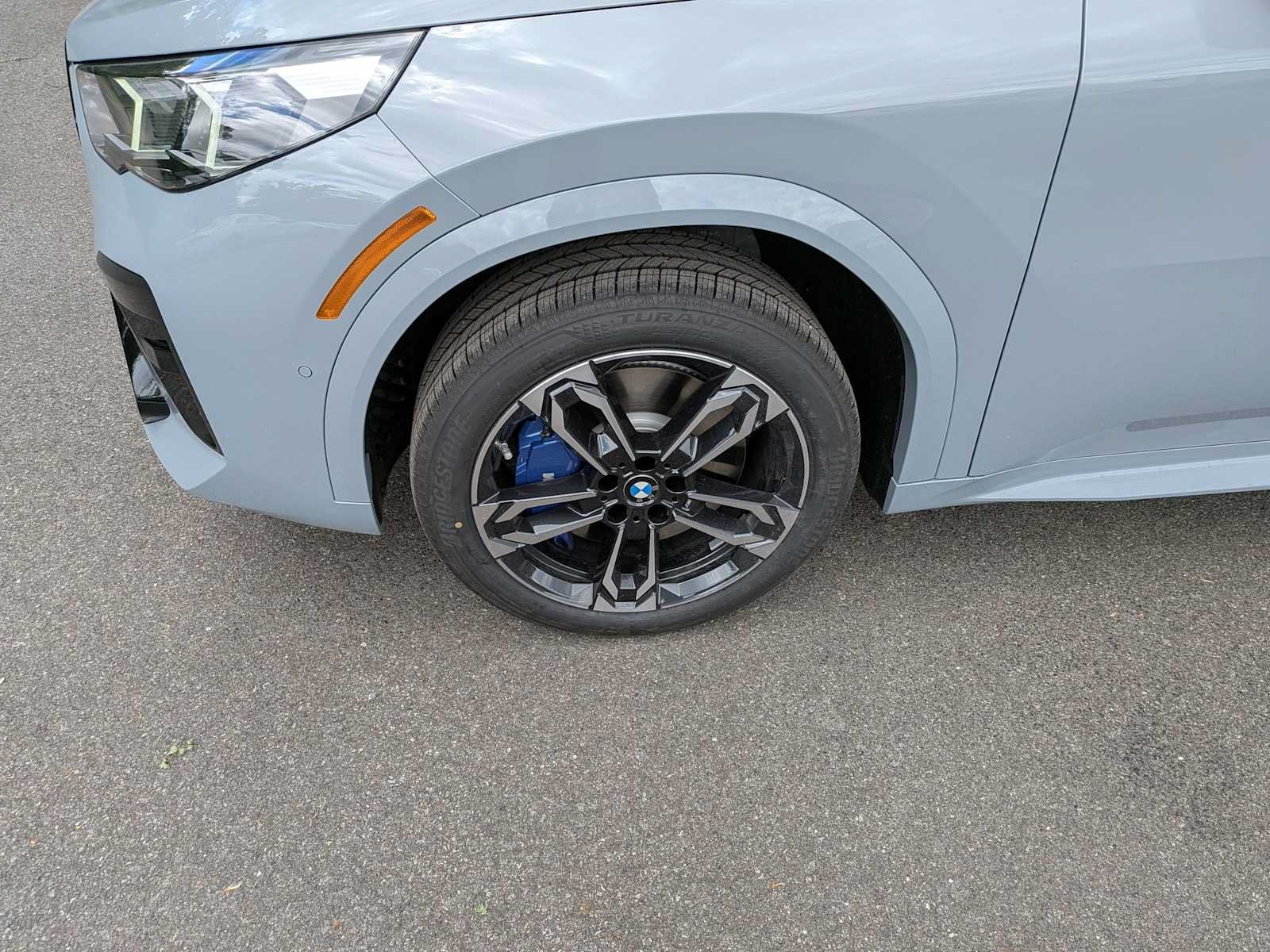 New 2026 BMW X2 xDrive28i w/ Technology Package AWD/4WD image 25
