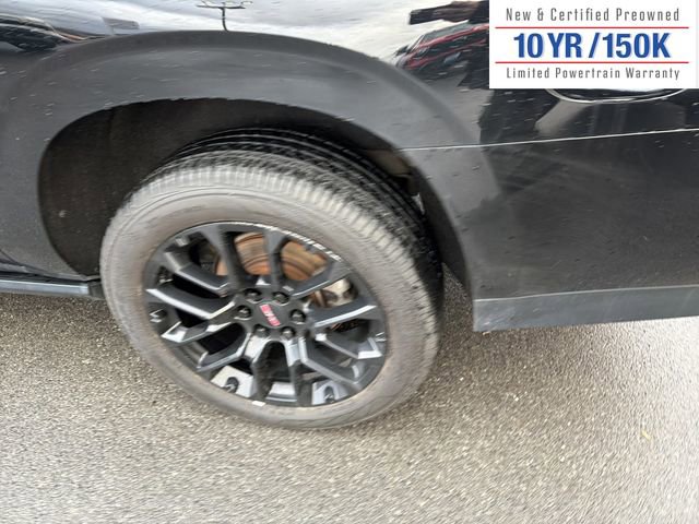 Used 2022 GMC Yukon XL Denali w/ Denali Premium Package image 9