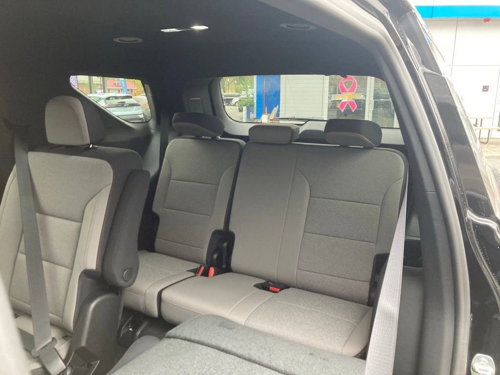 New 2026 Chevrolet Traverse LT w/ Midnight/Sport Edition FWD image 23