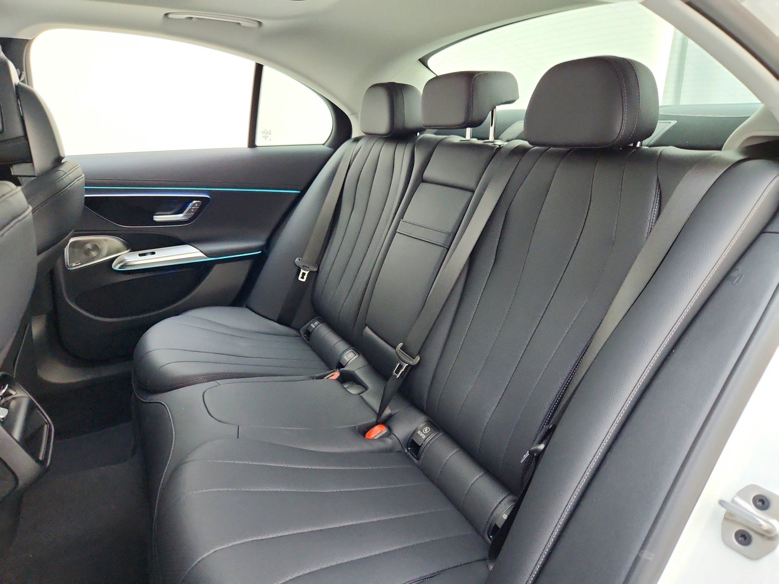New 2026 Mercedes-Benz E 350 Sedan image 18