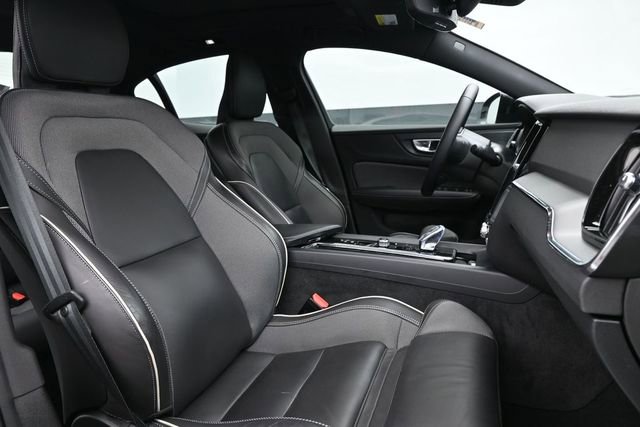 Used 2024 Volvo S60 B5 Plus w/ Climate Package FWD image 35