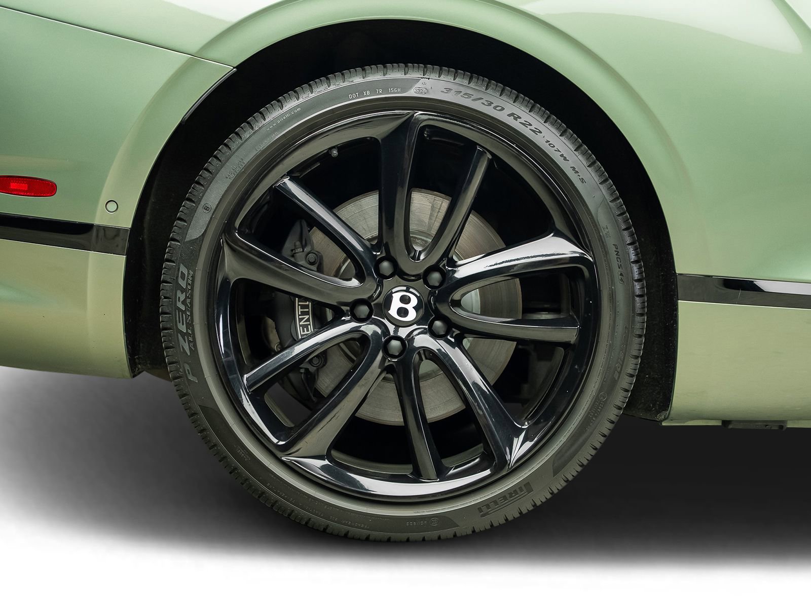 Used 2021 Bentley Continental GT image 32