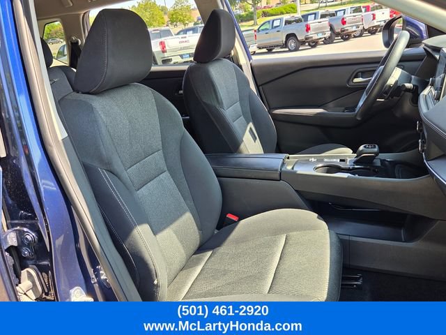Used 2024 Nissan Rogue SV FWD image 18