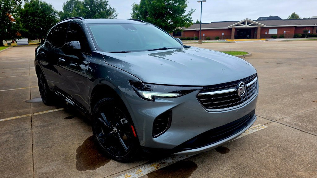 Used 2023 Buick Envision Essence w/ Sport Touring Package AWD/4WD image 5