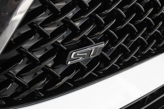 Used 2025 Buick Envision Sport Touring image 9