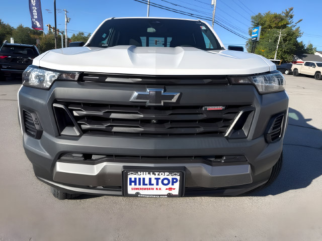 Used 2023 Chevrolet Colorado Trail Boss w/ Technology Package AWD/4WD image 11