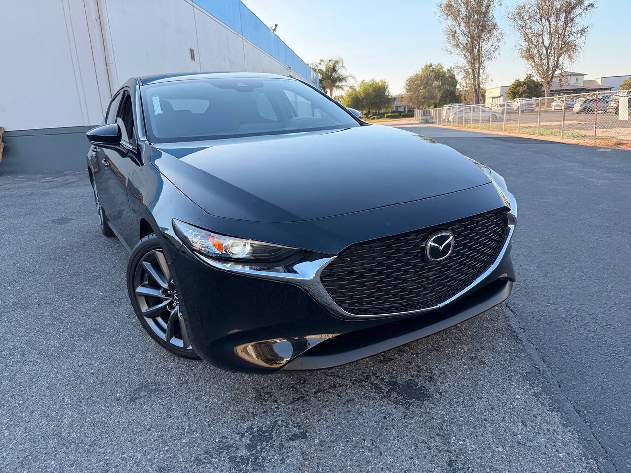 Used 2021 MAZDA MAZDA3 s FWD image 4