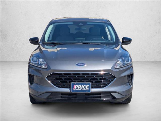 Used 2022 Ford Escape SE w/ SE Sport Appearance Package FWD image 2