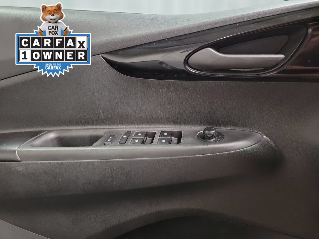 Used 2022 Chevrolet Spark LT FWD image 19