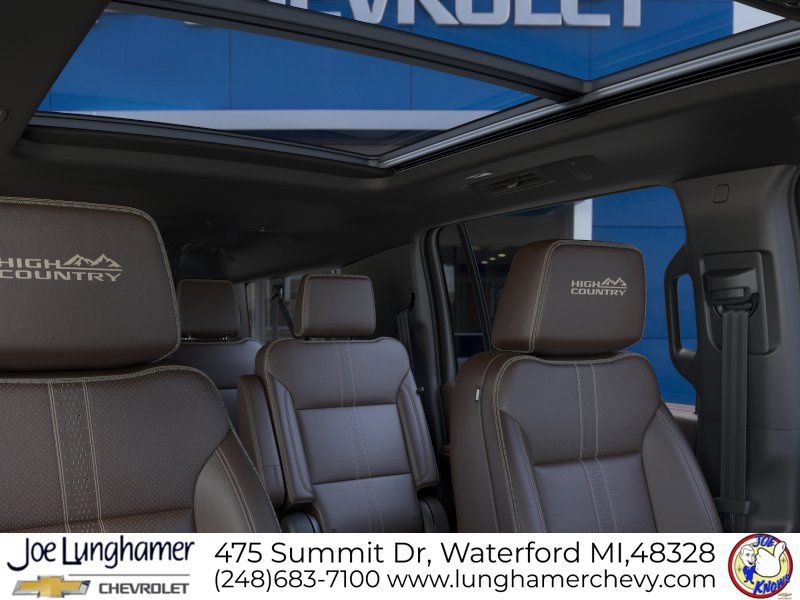 New 2026 Chevrolet Suburban High Country AWD/4WD image 24