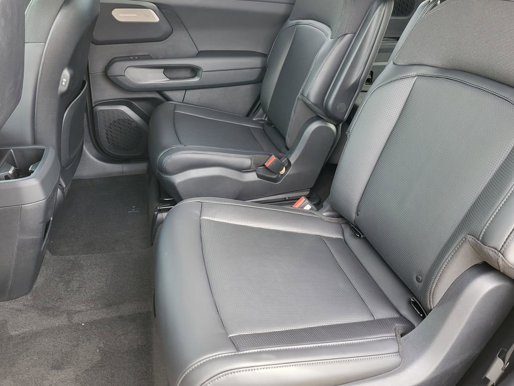 New 2027 Kia Telluride S image 12