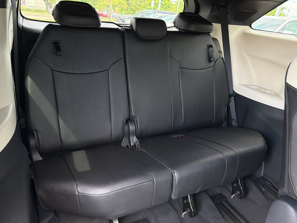 New 2026 Toyota Sienna Limited AWD/4WD image 17